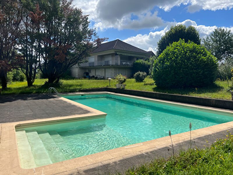 Maison à vendre, 190m², Figeac