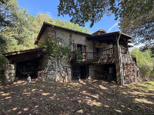 Maison 4 pièces 83 m² · à Figeac · 83 m² · 106 000 €