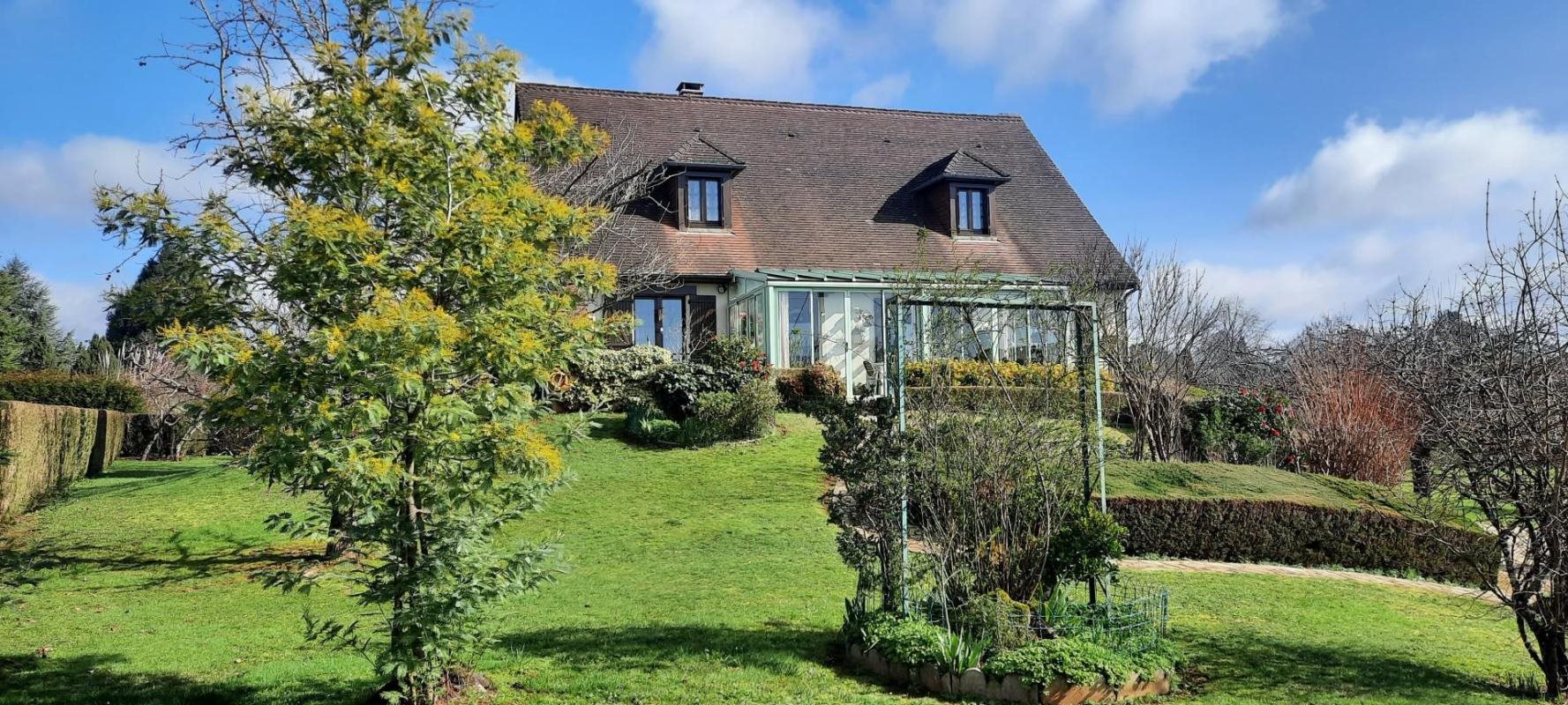 Maison à vendre, 219m², Thiviers