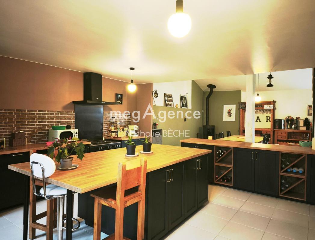 Maison à vendre, 178m², Val-de-Livenne
