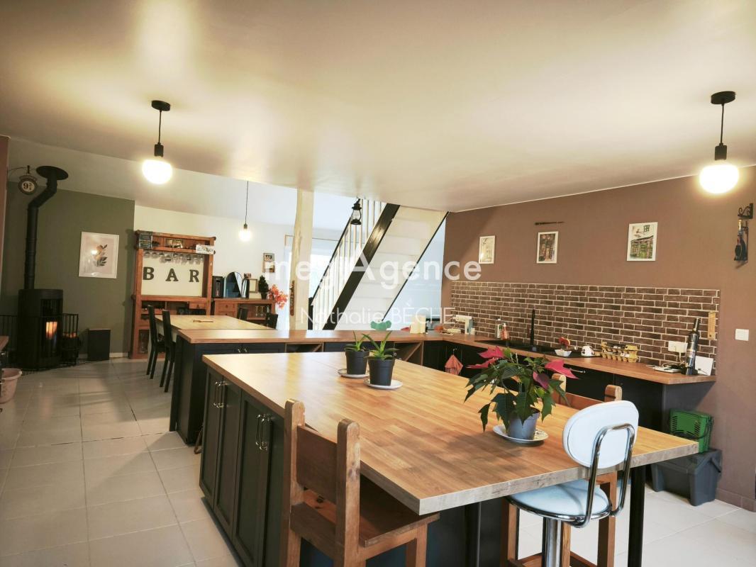 Maison à vendre, 178m², Val-de-Livenne