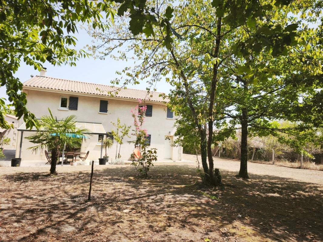 Maison à vendre, 180m², Montlieu-la-Garde