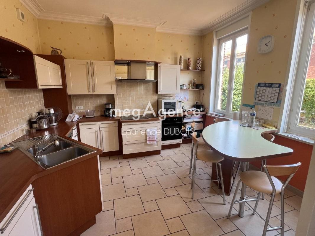 Maison à vendre, 227m², Cauchy-à-la-Tour