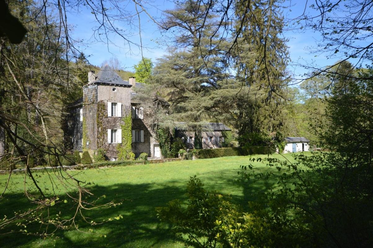 Maison à vendre, 941m², Brassac