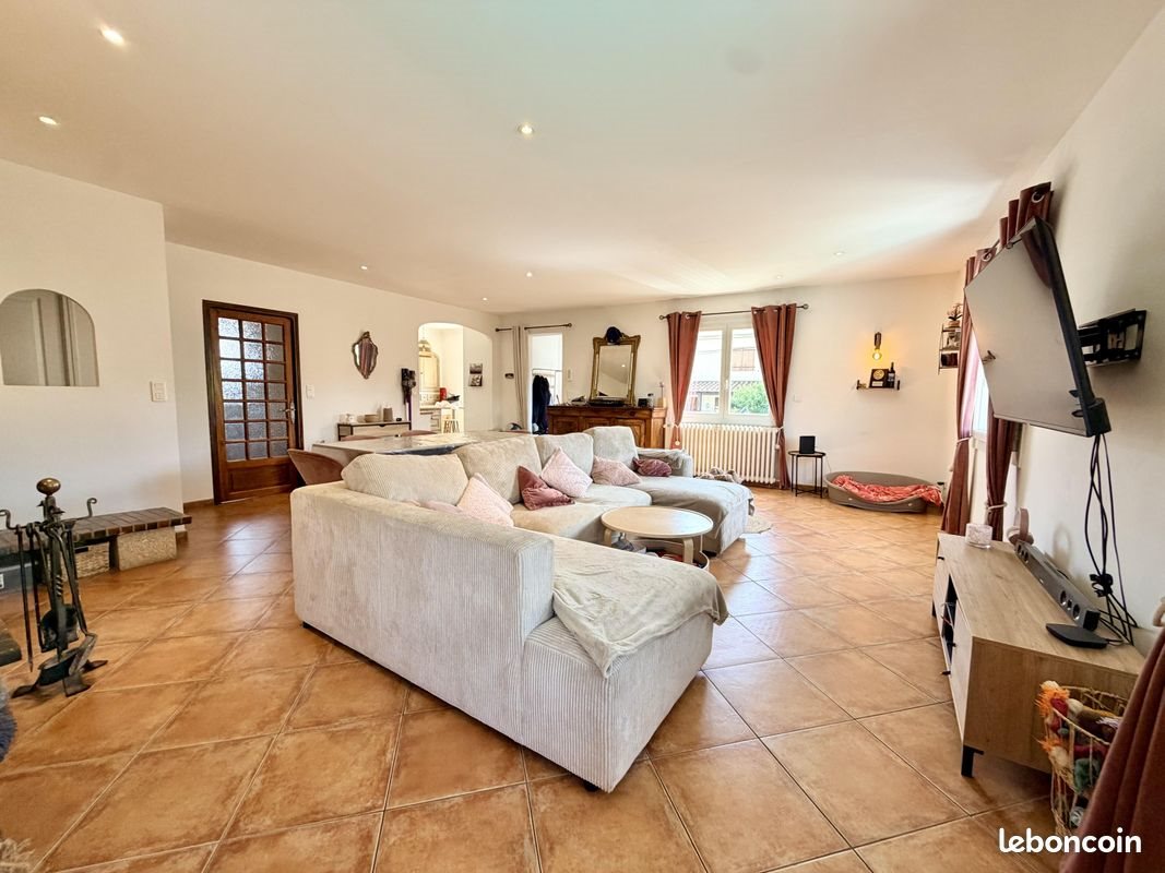 Maison à vendre, 194m², Saint-Chinian