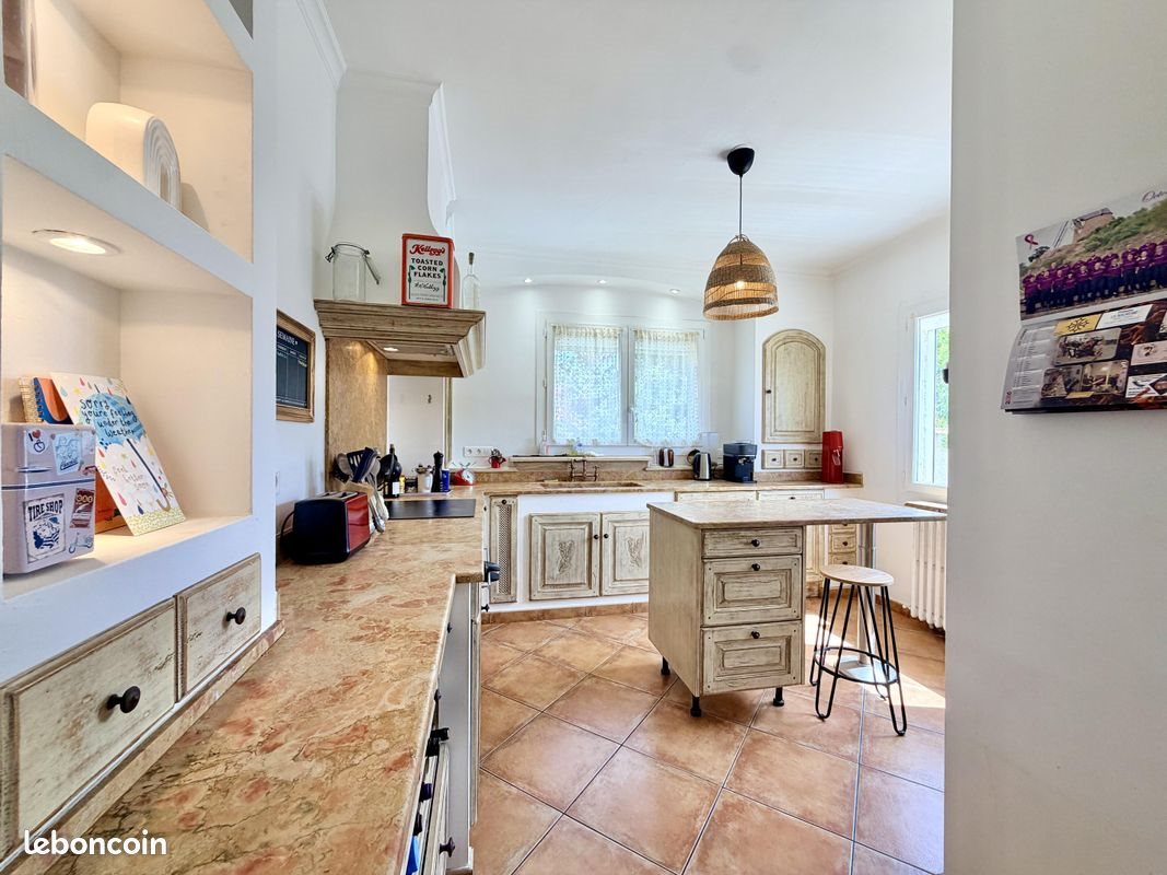 Maison à vendre, 194m², Saint-Chinian
