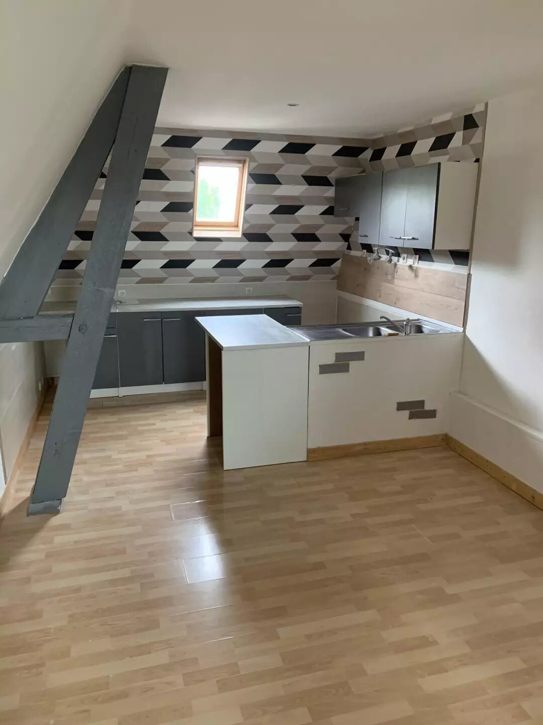 Appartement à louer, 67m², Le Houlme