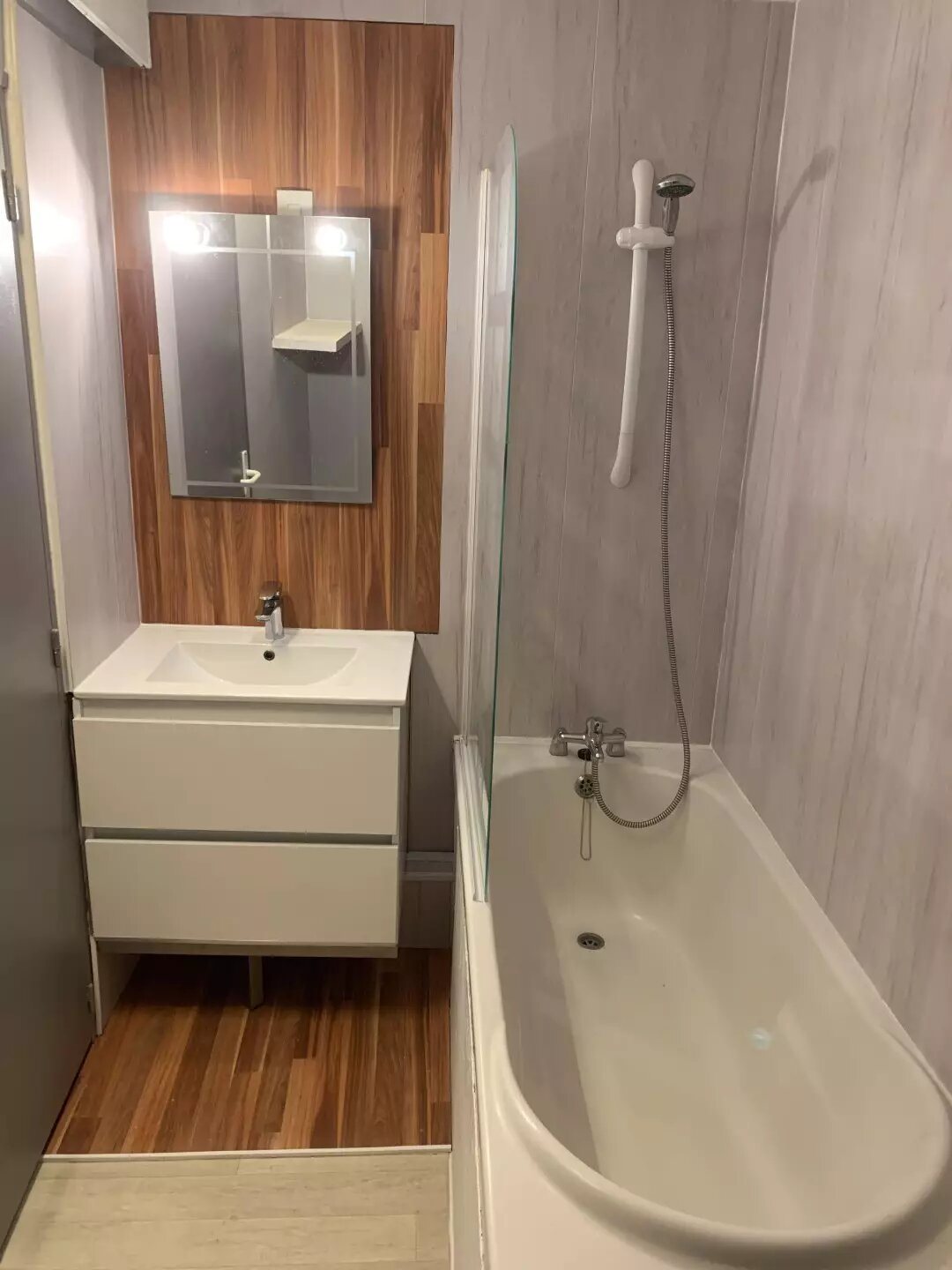 Appartement à louer, 67m², Le Houlme