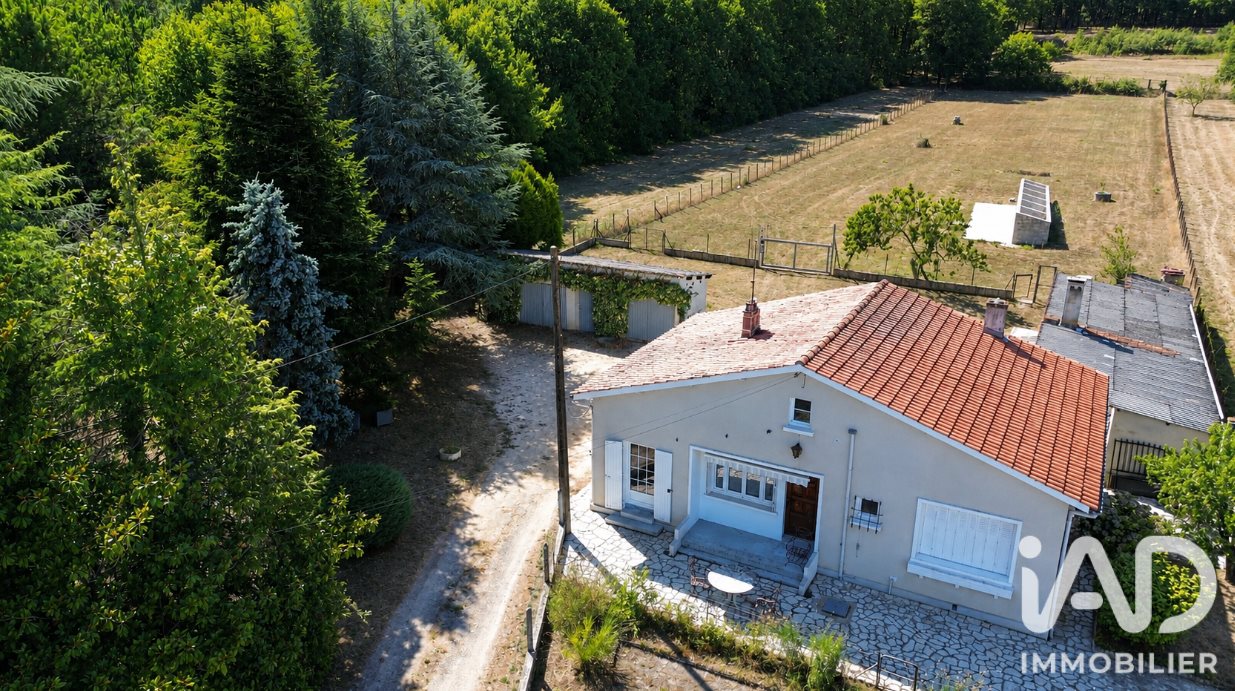 Maison à vendre, 90m², Saint-Aigulin