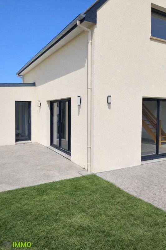Maison à vendre, 4m², Tinténiac