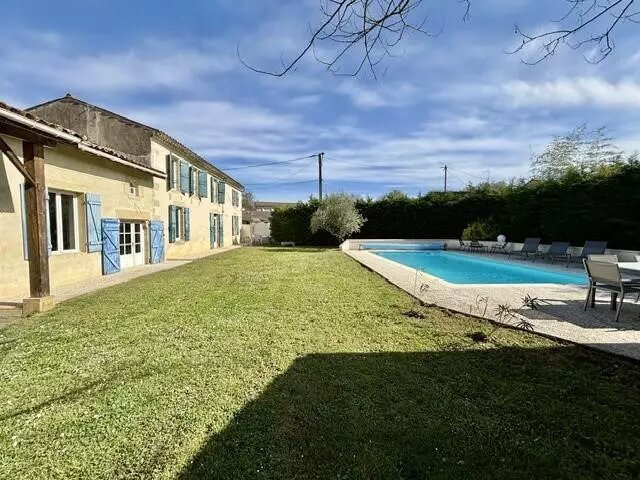 Maison à vendre, 185m², Noaillan