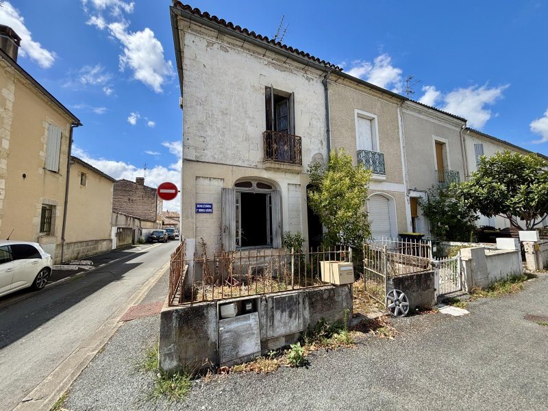 Maison à vendre, 2m², Sainte-Foy-la-Grande