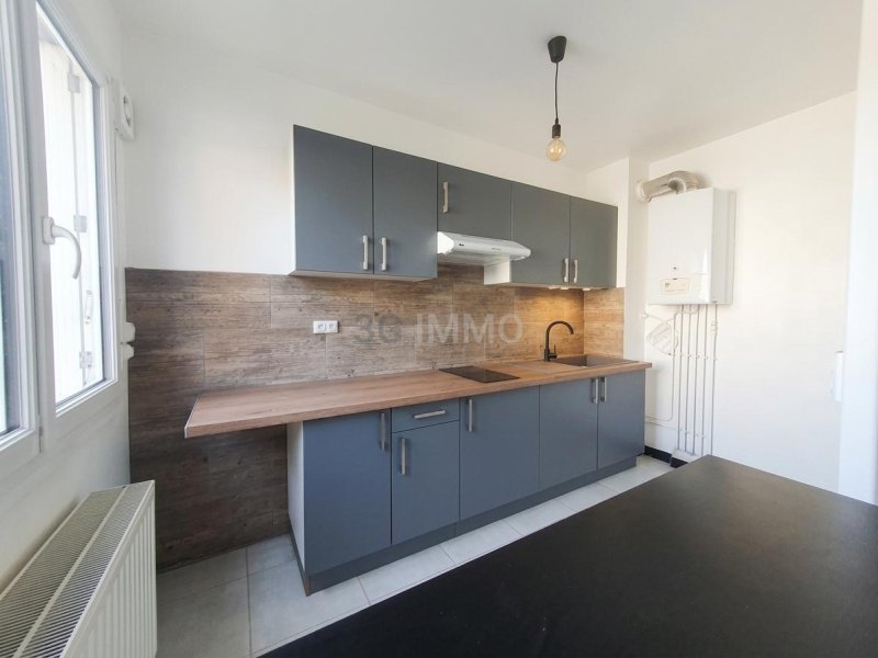 Appartement à vendre, 1m², Moulins