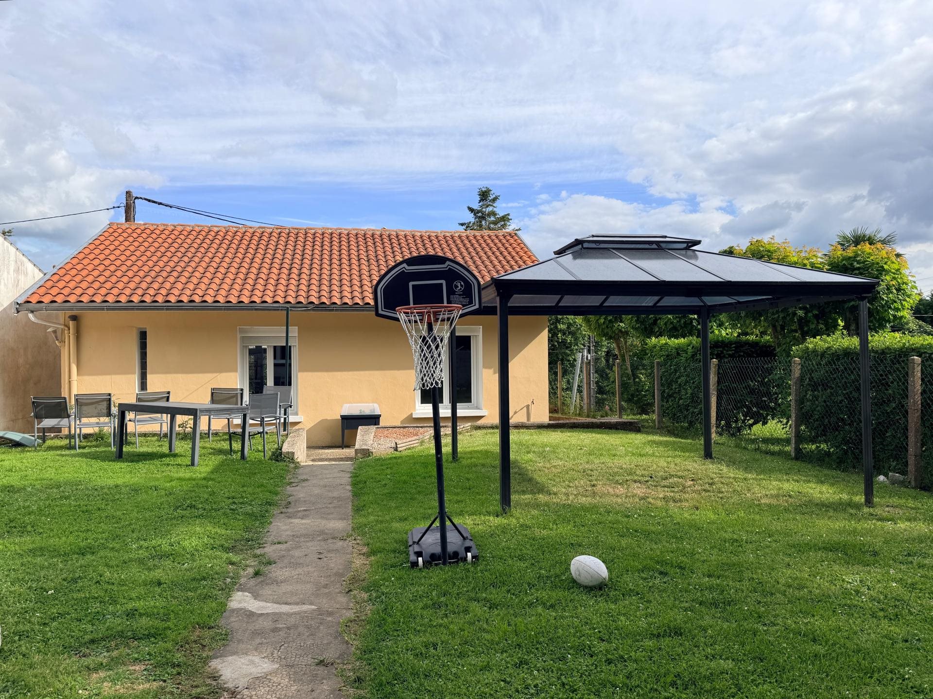 Maison à vendre, 59m², Saintes