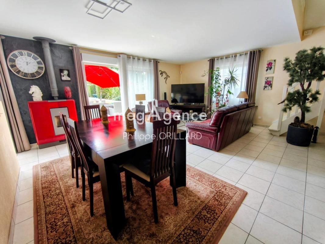 Maison à vendre, 124m², Ombrée d'Anjou