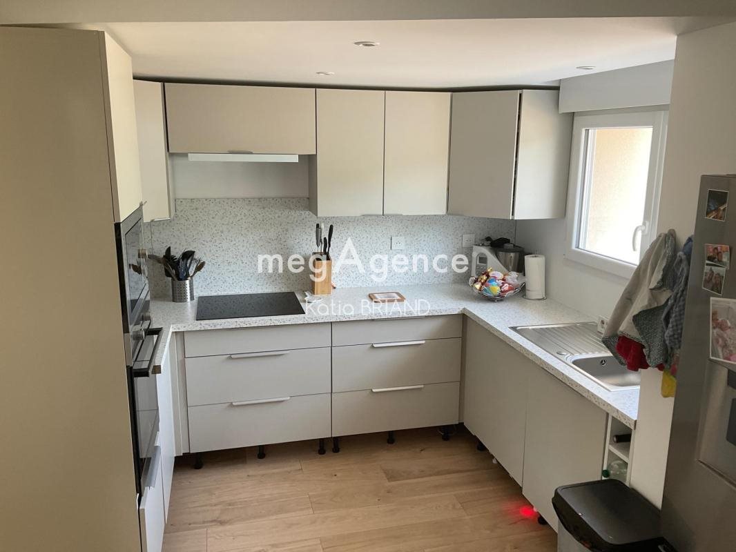 Maison à vendre, 93m², Laval