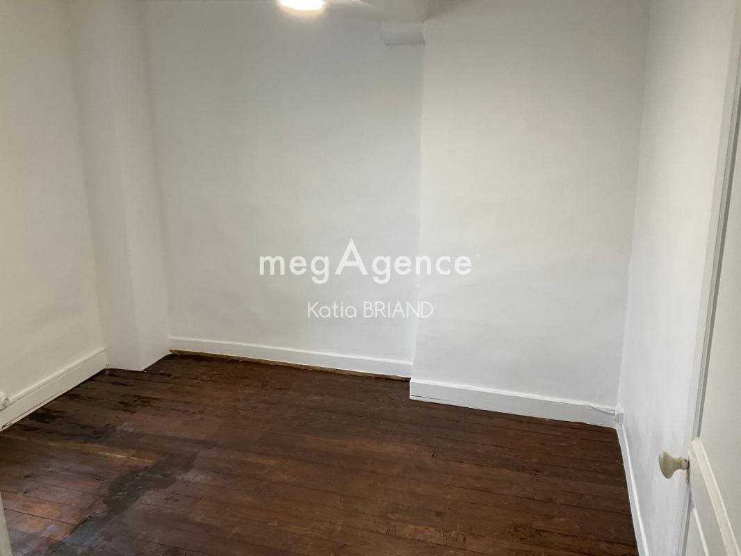 Maison à vendre, 45m², Laval