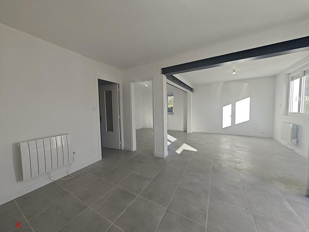 Maison à vendre, 89m², Forges de Lanouée