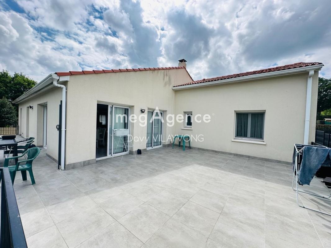Maison à vendre, 198m², Mortagne-sur-Sèvre