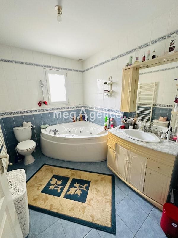 Maison à vendre, 198m², Mortagne-sur-Sèvre