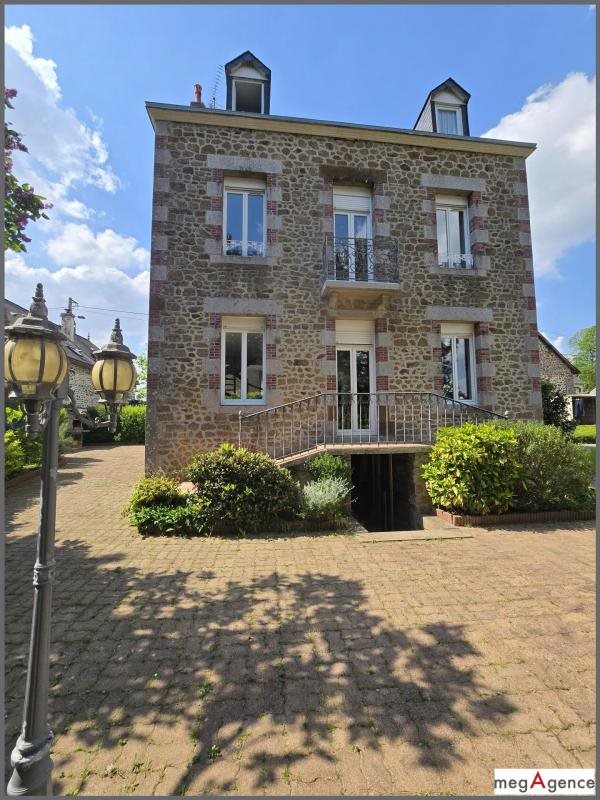 Maison à vendre, 124m², Ernée
