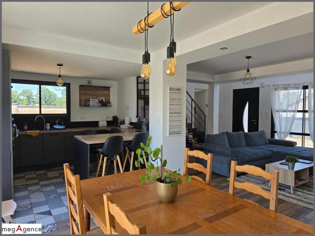 Maison à vendre, 114m², Chauvigné