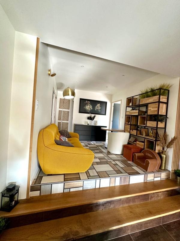 Maison à vendre, 111m², Bobital