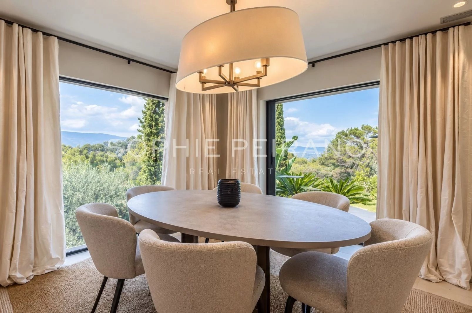 Maison à vendre, 345m², Mougins
