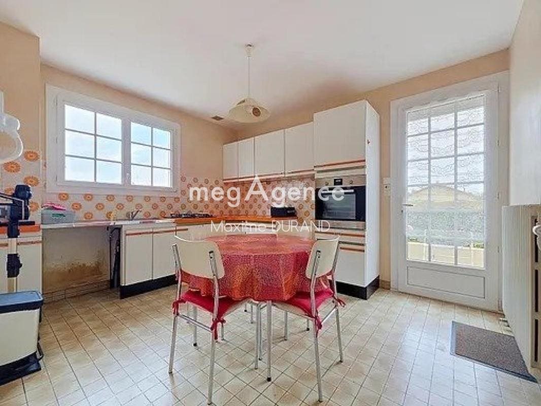 Maison à vendre, 110m², Saint-Pierre-des-Echaubrognes