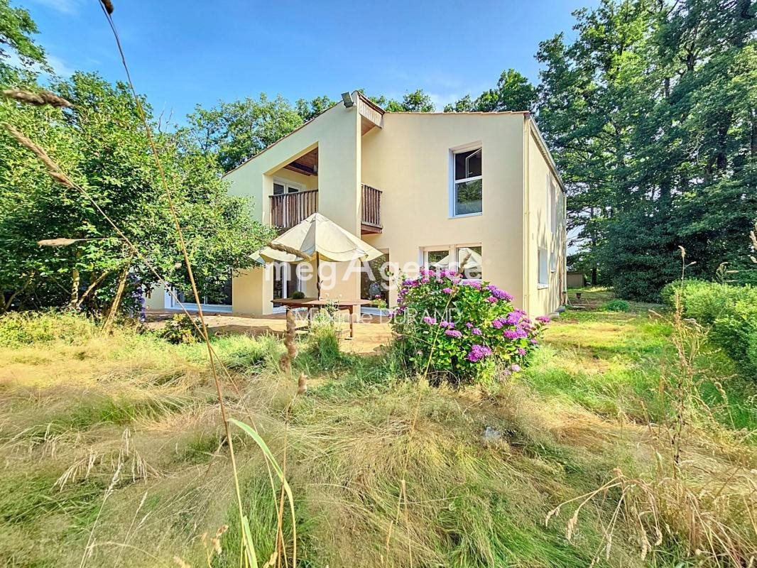 Maison à vendre, 140m², Argentonnay