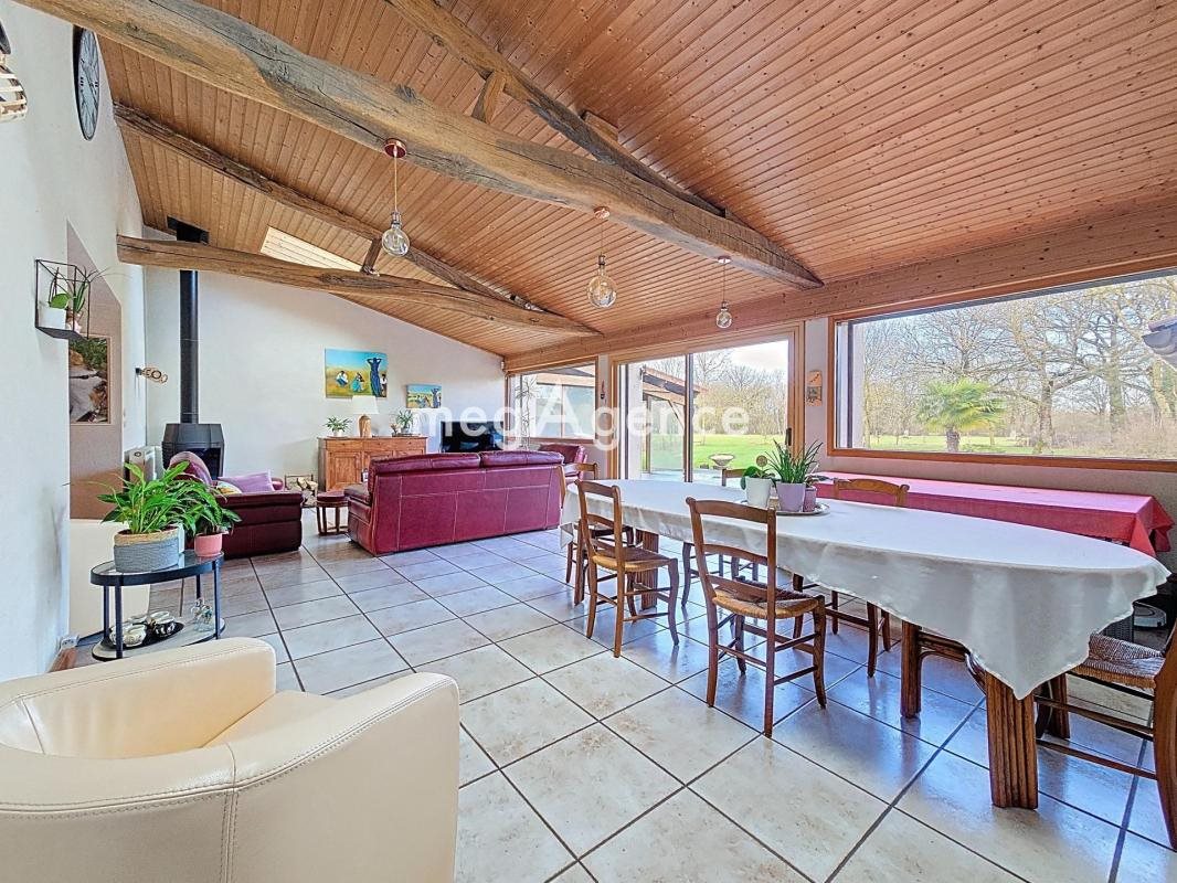 Maison à vendre, 200m², Bégrolles-en-Mauges