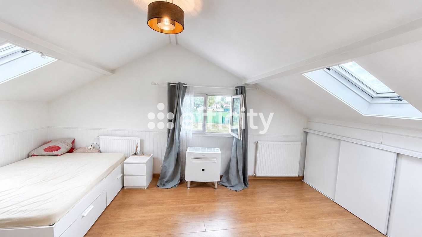 Maison à vendre, 131m², Vaulx-en-Velin