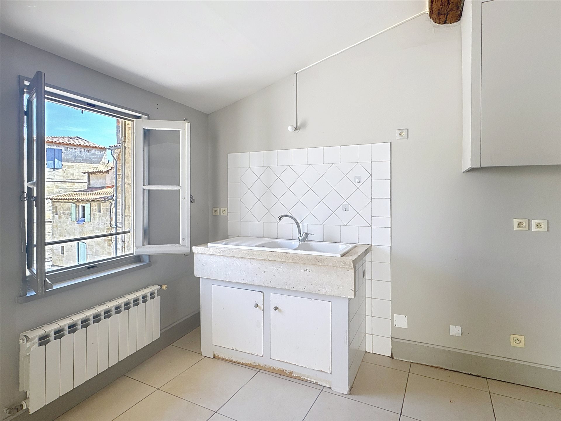 Appartement à vendre, 96m², Beaucaire
