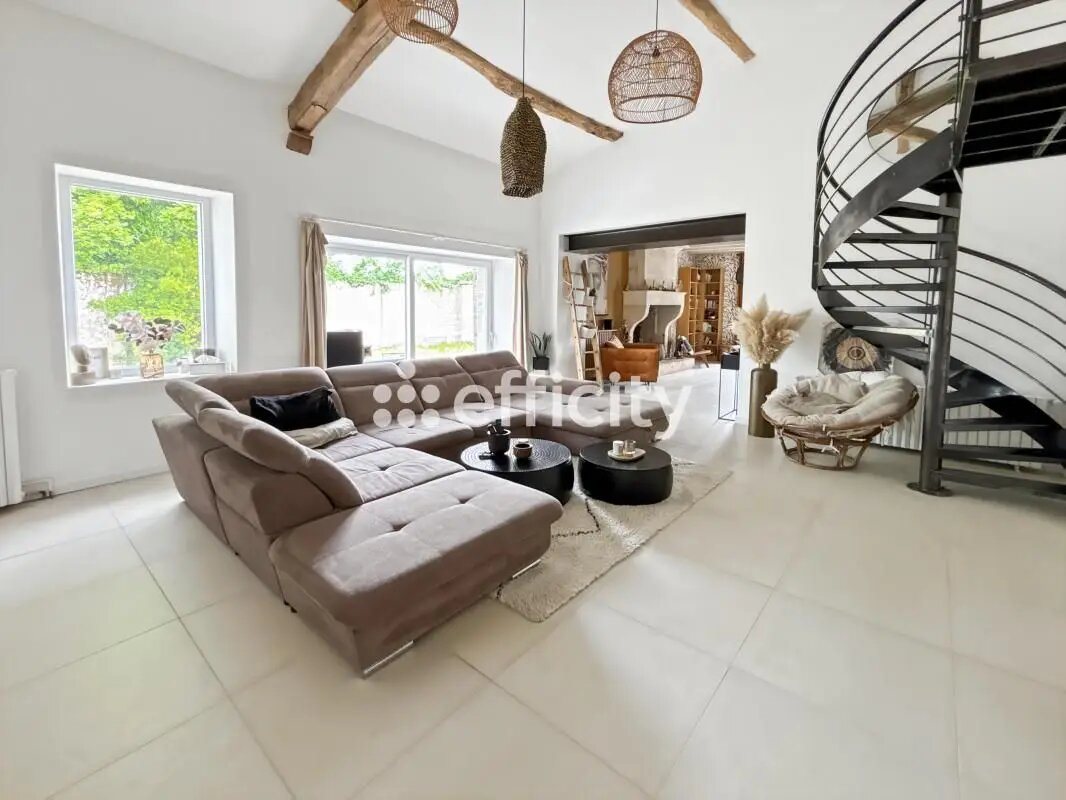 Maison à vendre, 265m², Brizambourg