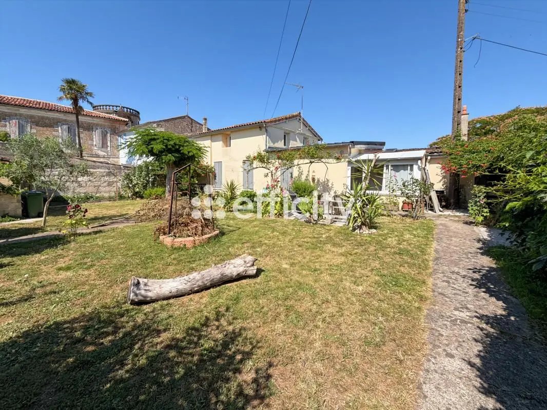 Maison à vendre, 87m², Saintes