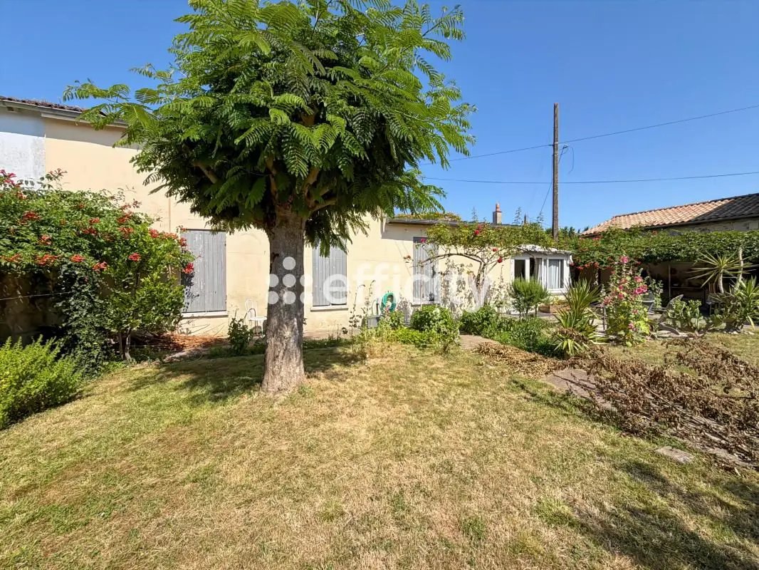 Maison à vendre, 87m², Saintes