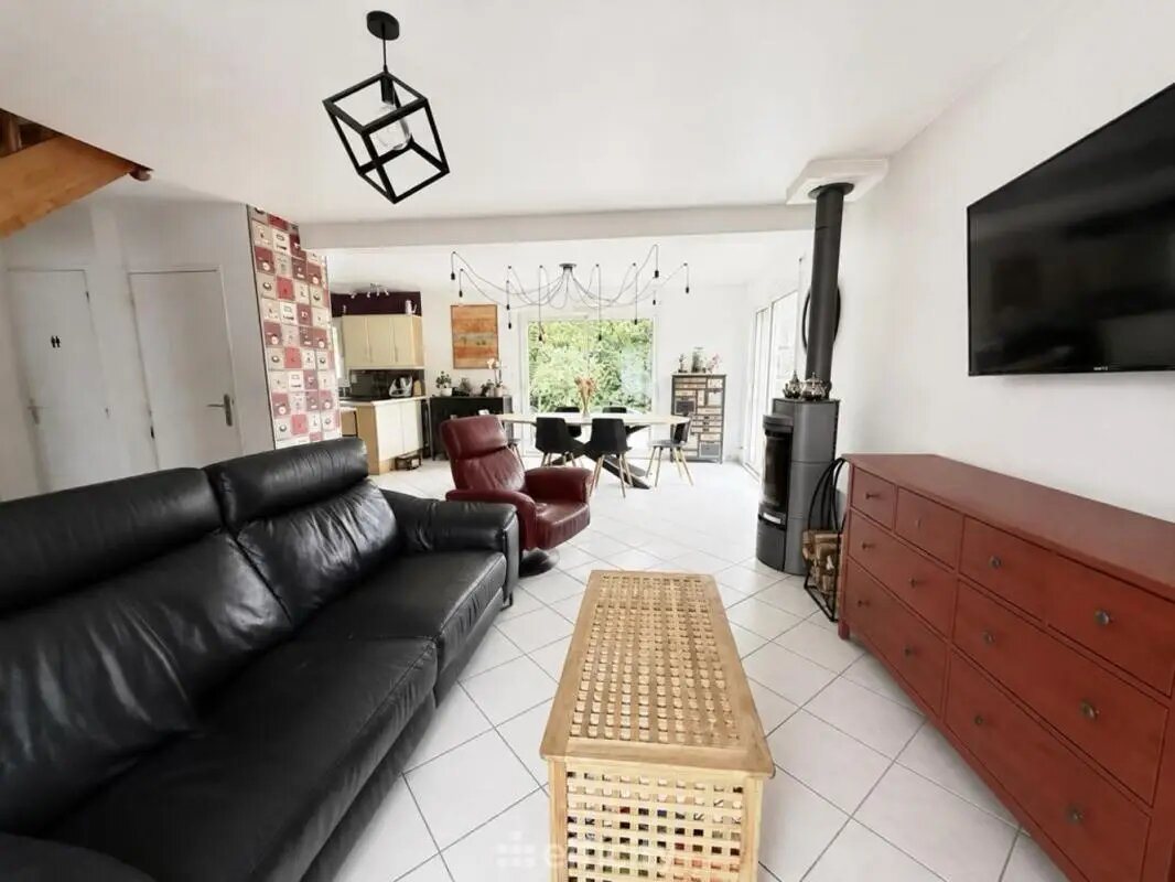 Maison à vendre, 130m², La Chapelle-Chaussée