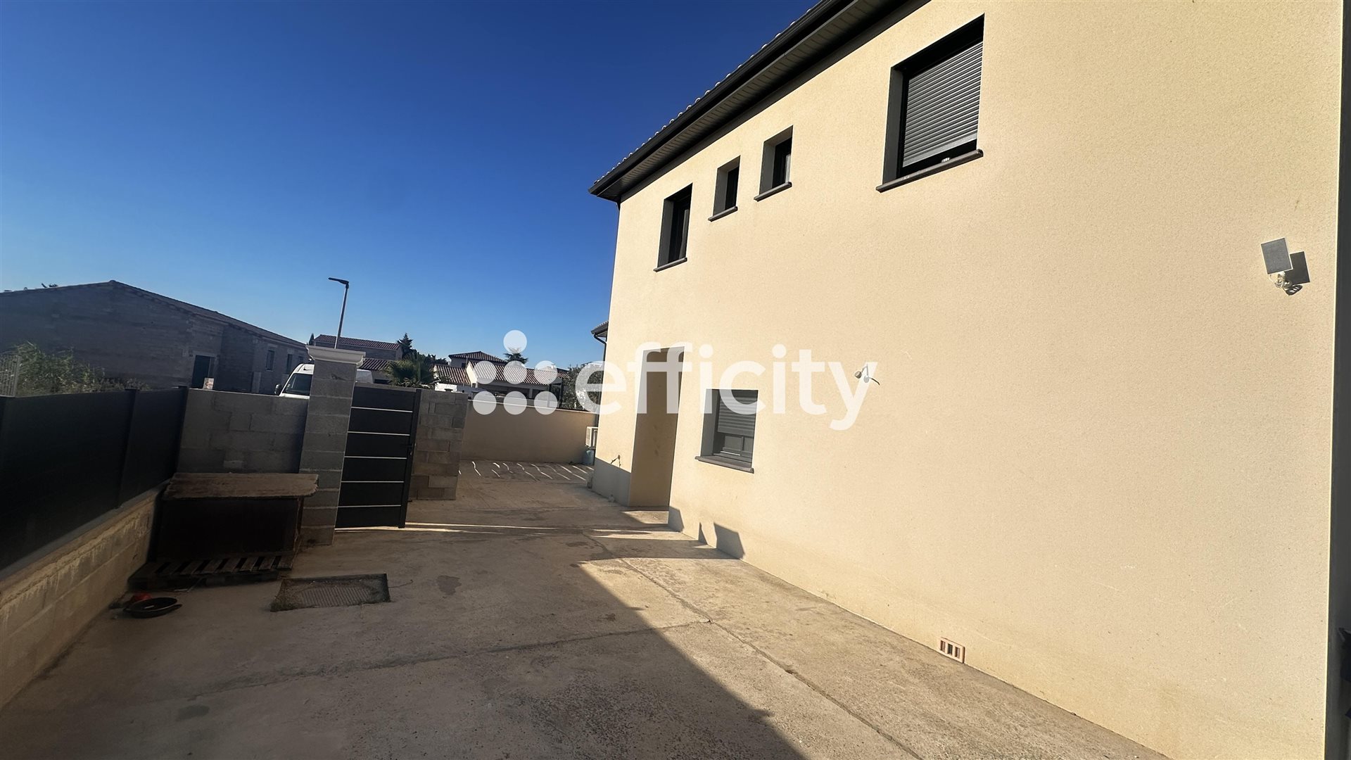 Maison à vendre, 160m², Pierrelatte