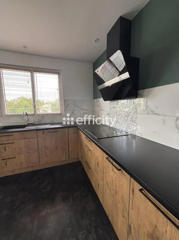 Maison à vendre, 120m², Surgères