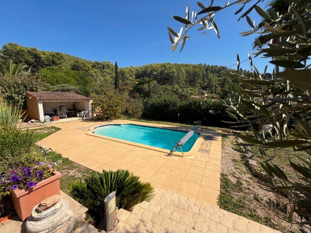 Maison à vendre, 138m², Cuges-les-Pins