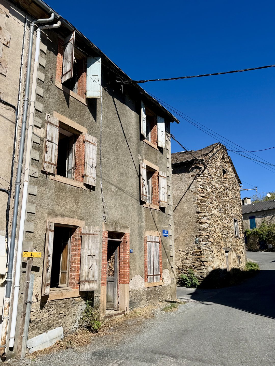 Maison à vendre, 5m², Le Masnau-Massuguiès