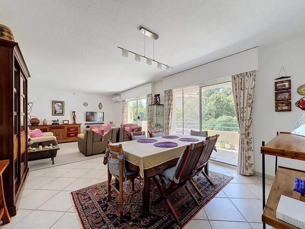 Appartement à vendre, 80m², Saint-Raphaël