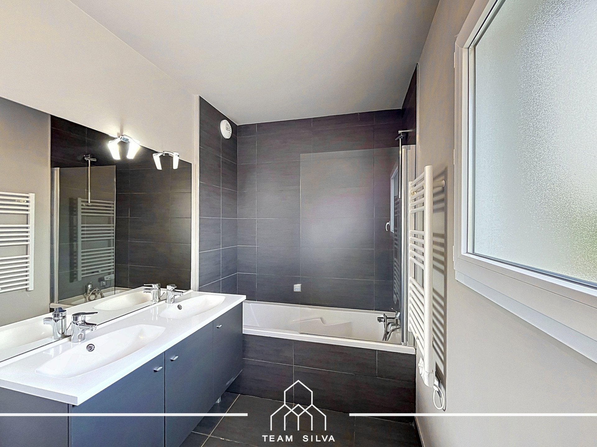 Maison à vendre, 4m², Jonage