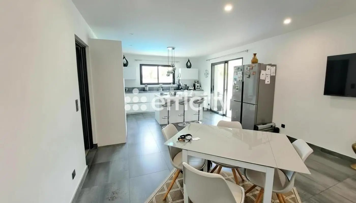 Maison à vendre, 146m², Ousse