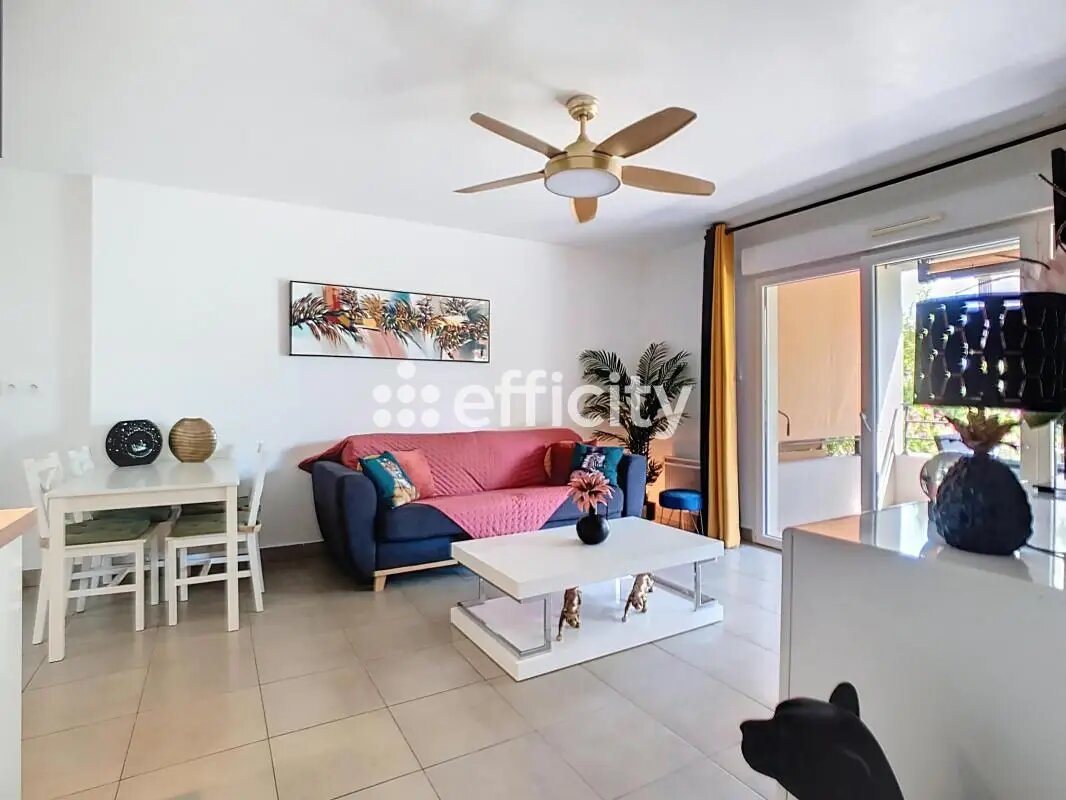 Appartement à vendre, 45m², Fréjus