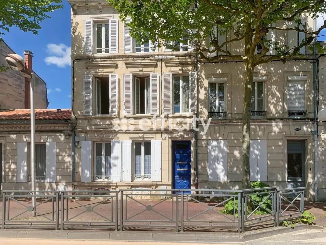 Appartement à vendre, 175m², Saintes