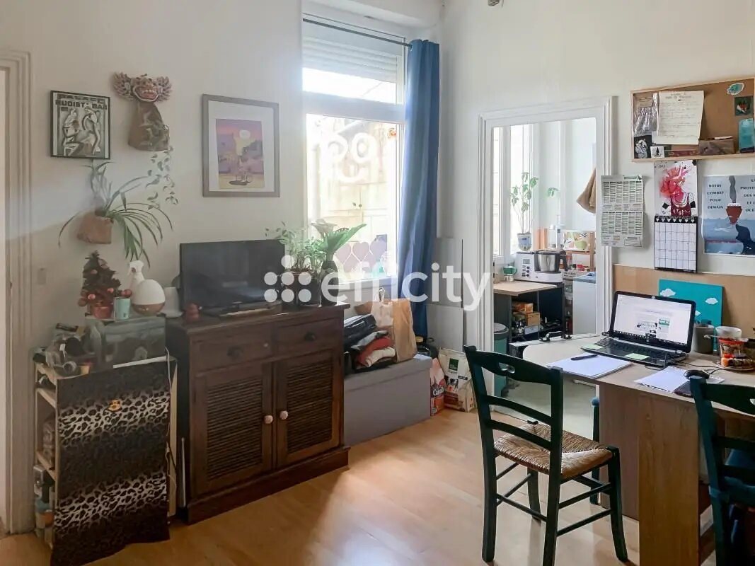 Appartement à vendre, 175m², Saintes