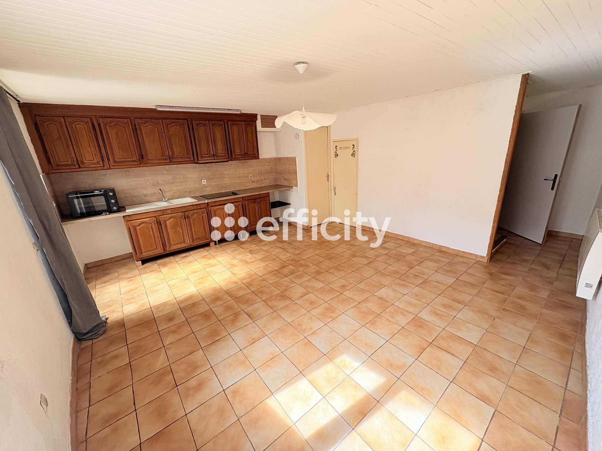 Maison à vendre, 3m², La Roque-d'Anthéron