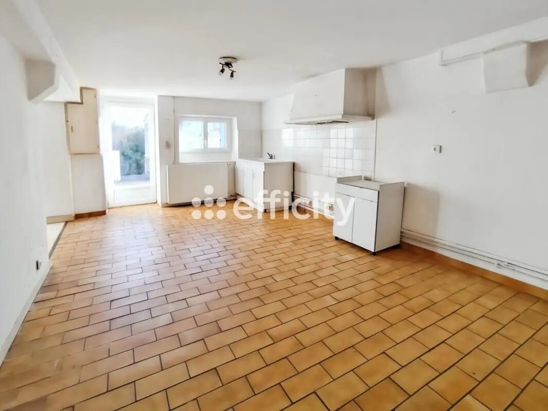 Maison à vendre, 81m², Saintes