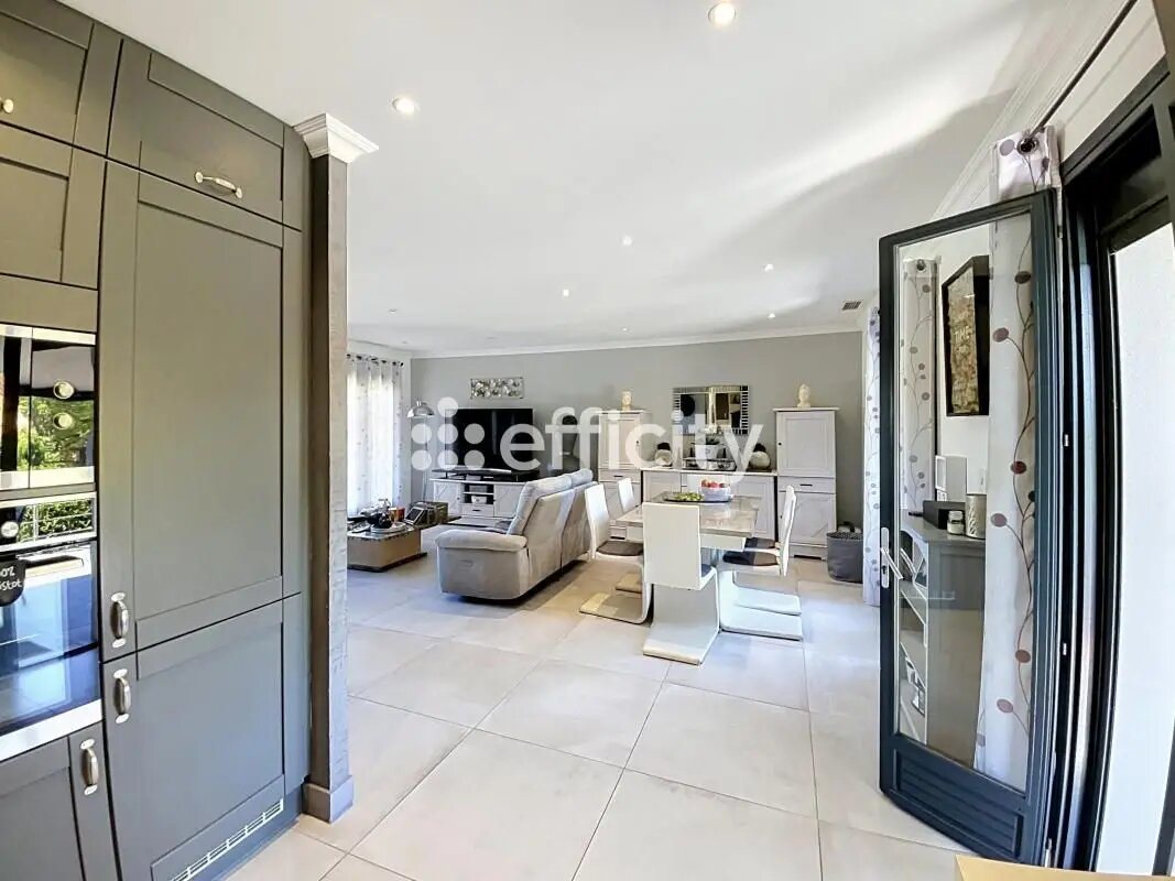 Maison à vendre, 180m², Bassens